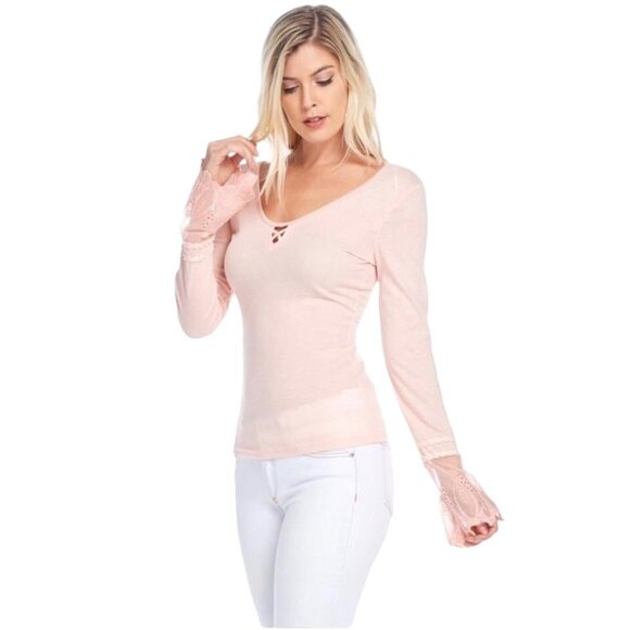 NWT Pale Pink Lace Bell Sleeve V-Neck Top | Balletcore Soft Girl Coquette Boho S - Picture 4 of 9